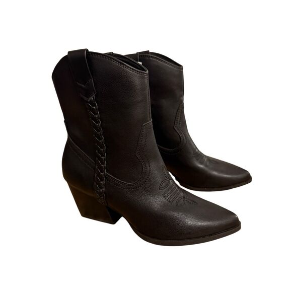 🟢Brand New DV Dolce Vita Kellar Western Pointed Toes Black Boots Size 7 - Picture 3 of 15